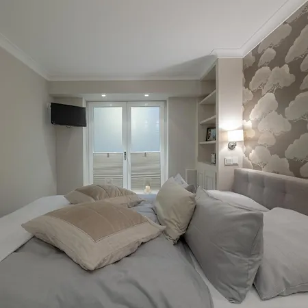 Hiidbloom - Hues Im Wattweg *